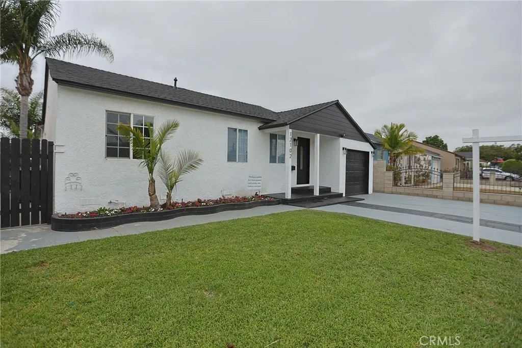 12102 Highdale St