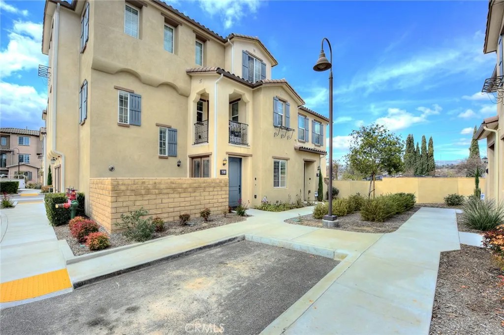 443 Stratus Lane 4