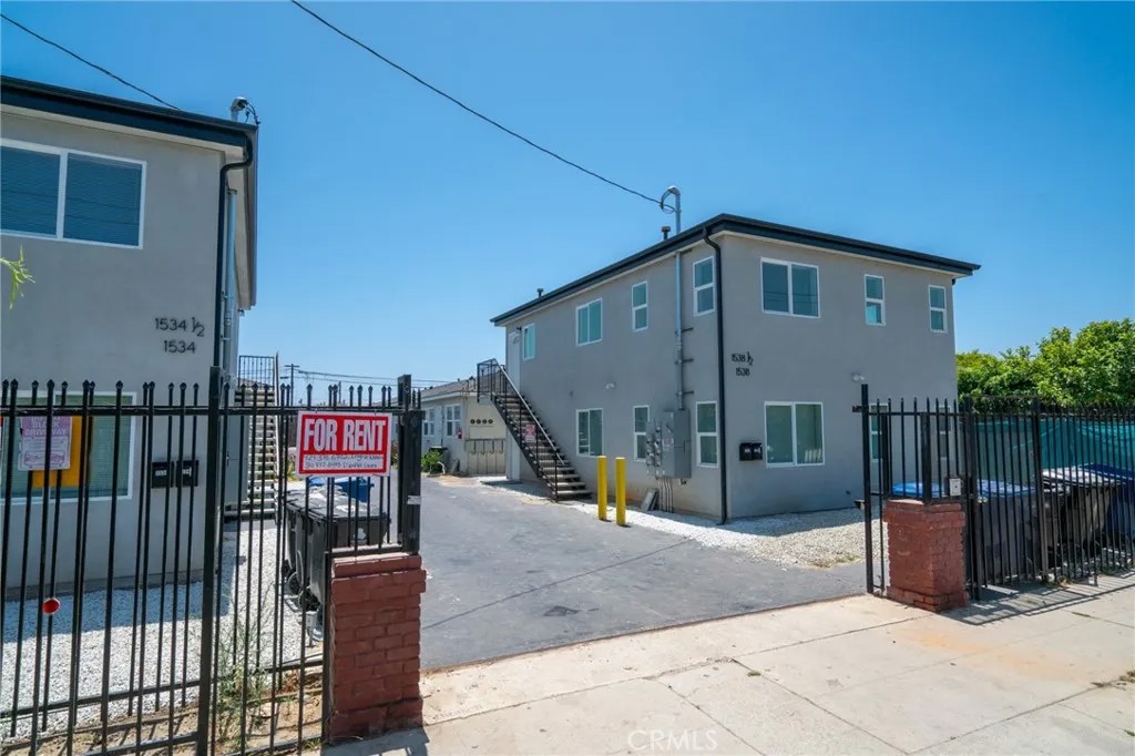 1536 W 226th Street