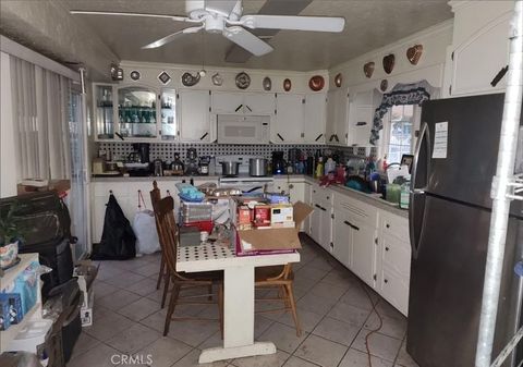 Tiny photo for 502 Chipman Avenue, Gerber, CA 96035 (MLS # SN25248513)
