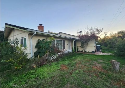 Tiny photo for 502 Chipman Avenue, Gerber, CA 96035 (MLS # SN25248513)