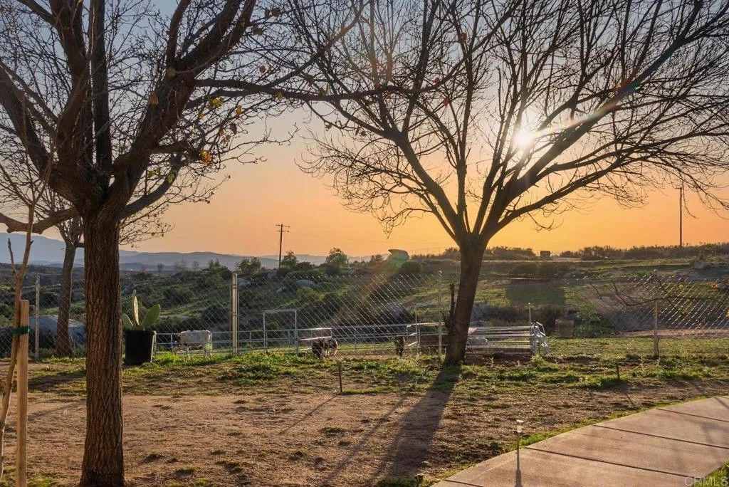 Photo of 44075 Timber Trail, Hemet, CA 92544 (MLS # PTP2601413)