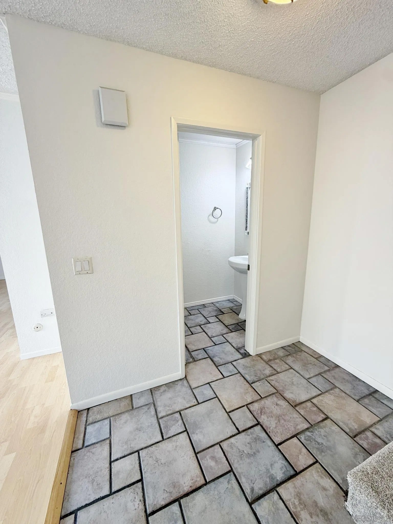9983 Paseo Montril Dr.