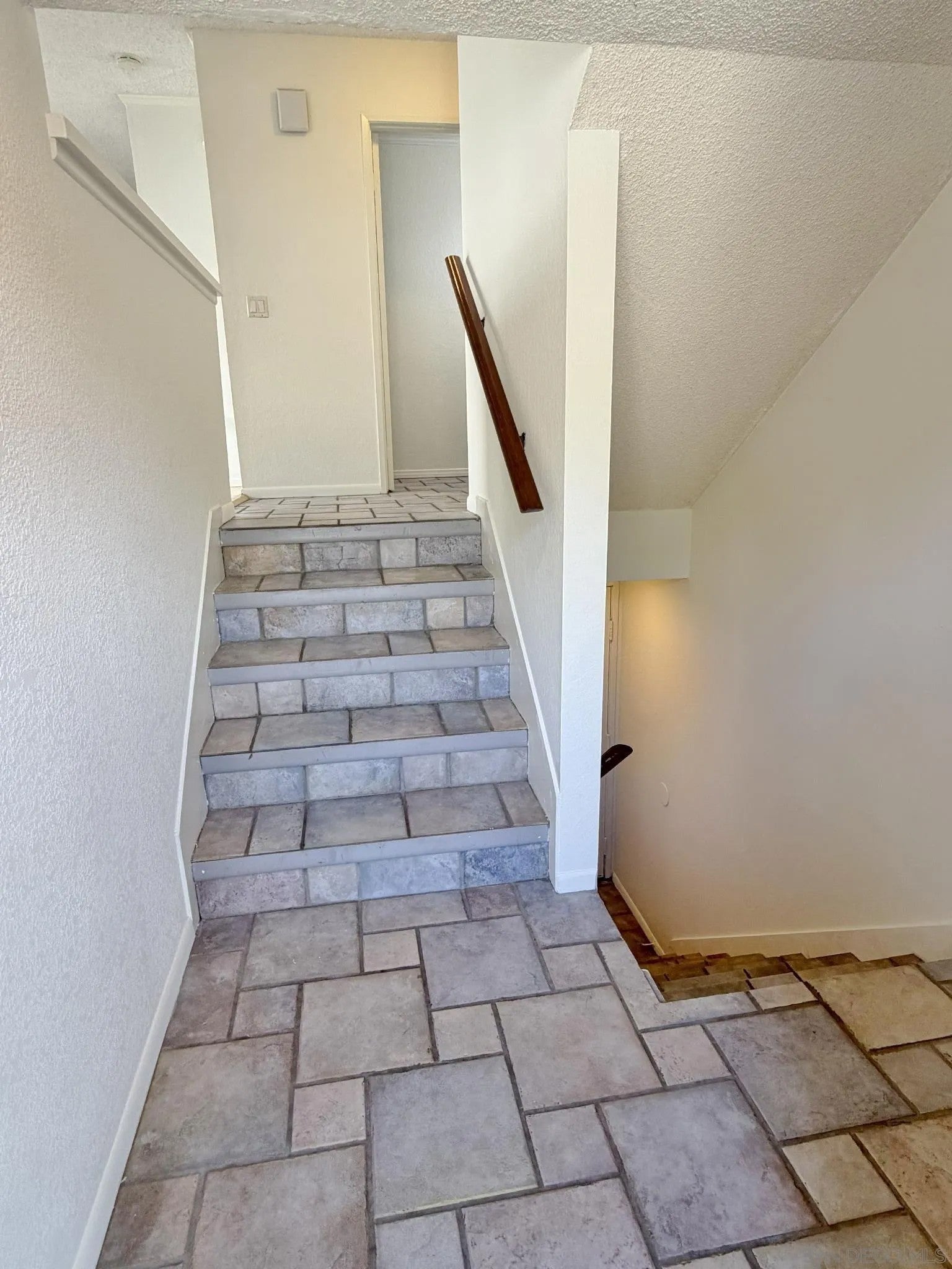9983 Paseo Montril Dr.