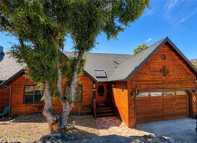 2205 Freeman Drive