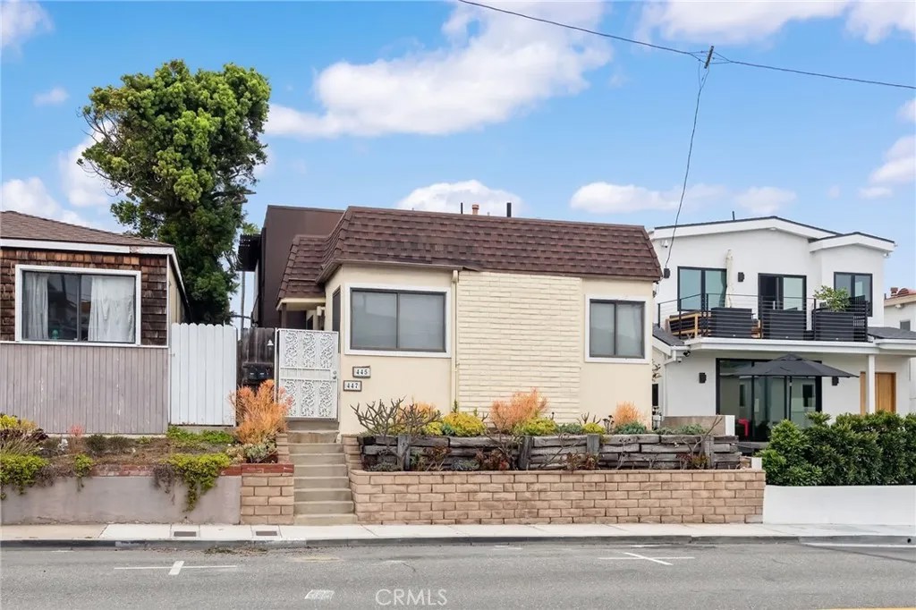 445 Longfellow Avenue
