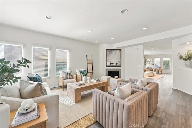 17 16th Street