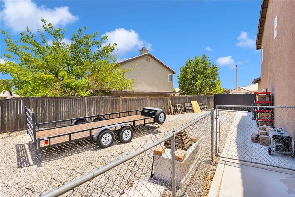 13328 Morningside