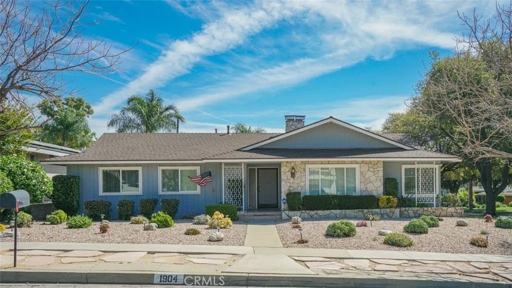 Photo of 1904 Belmar Way, Upland, CA 91784 (MLS # CV26061584)