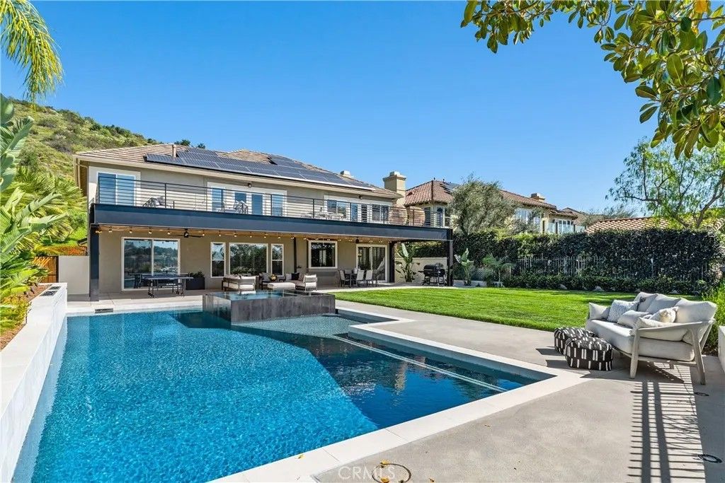 Photo of 49 Bell Canyon Dr, Rancho Santa Margarita, CA 92679 (MLS # OC26074557)