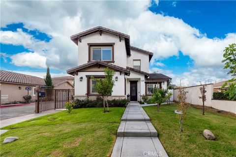 Photo of 1456 W 11th St, Pomona, CA 91766 (MLS # TR26002875)