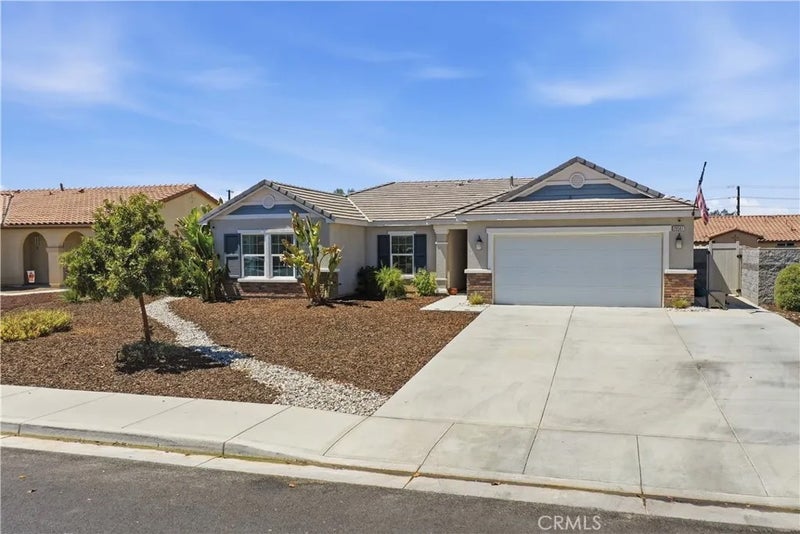 26567 Calle Los Robles