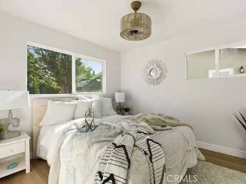 Tiny photo for 22730 Haynes, West Hills, CA 91307 (MLS # PW25250926)