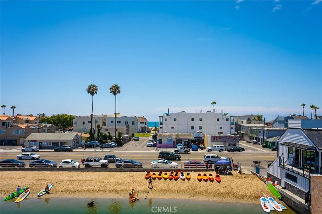 Photo of 16857 Bayview Dr #B, Sunset Beach, CA 90742 (MLS # OC26011435)