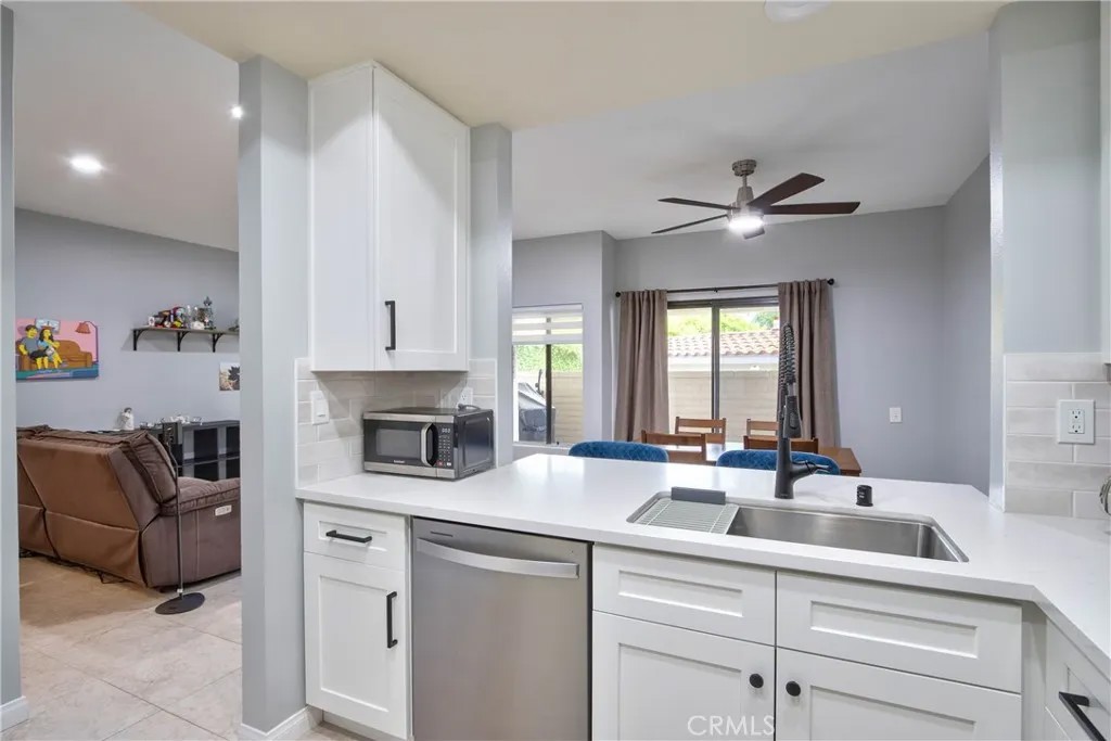 926 Lupine Hills Drive 15