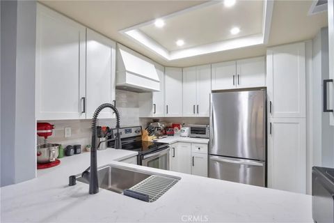 Property photo of 926 Lupine Hills Drive 15, Vista, CA 92081