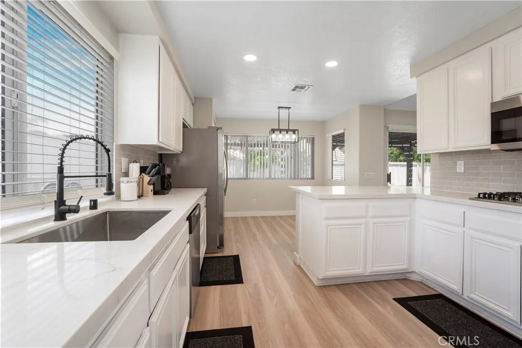 1336 Camino Rosaleen