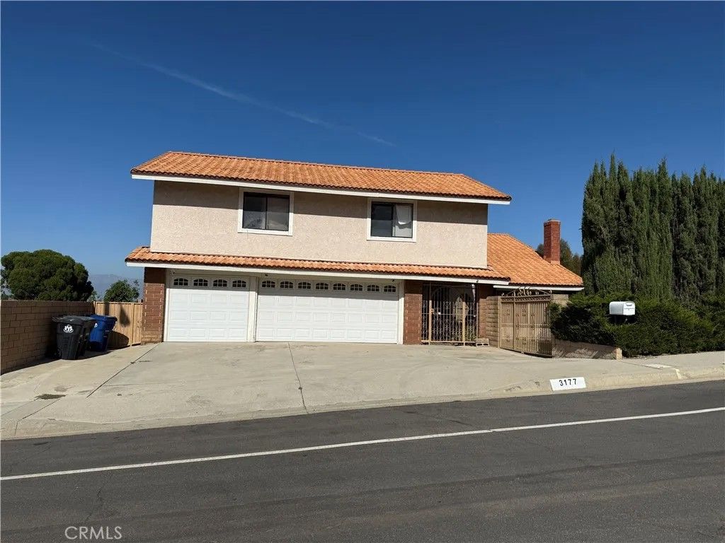 Photo of 3177 Hawkwood Rd, Diamond Bar, CA 91765 (MLS # CV25267792)