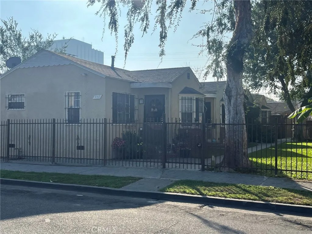 338 W Magnolia Street