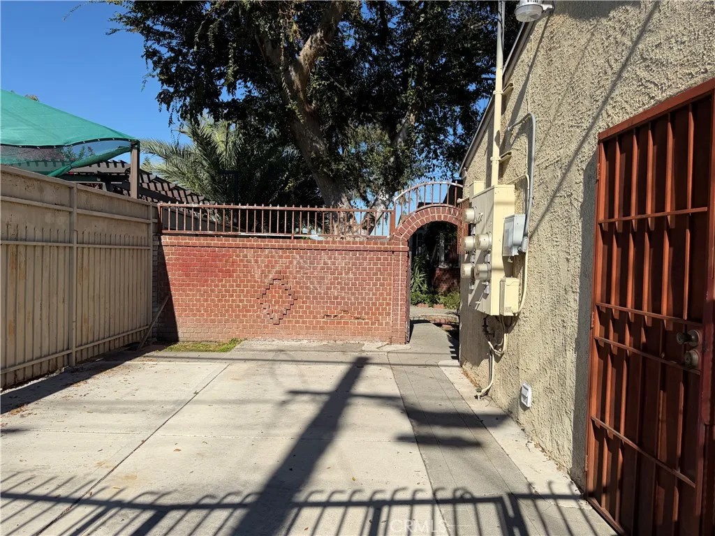338 W Magnolia Street