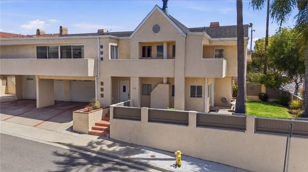 Photo of 1600 Flagler, Redondo Beach, CA 90278 (MLS # PV26093107)