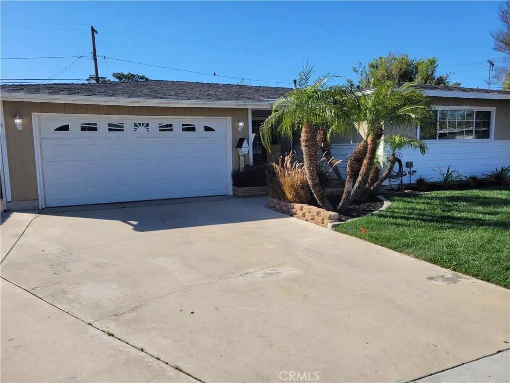 Photo of 1923 Shipway Avenue, Long Beach, CA 90815 (MLS # PW26135238)