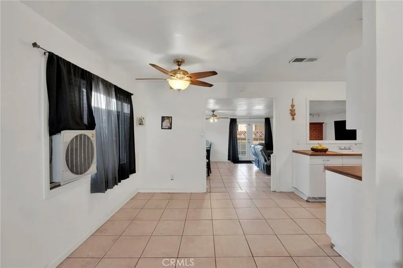 1101 E Virginia Way