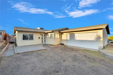 Photo of 1101 E Virginia Way, Barstow, CA 92311 (MLS # PW26192838)