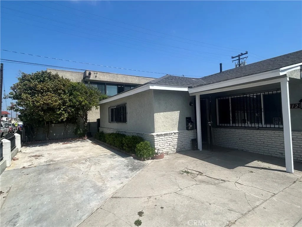 3128 W 147th
