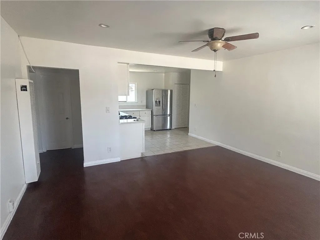 3128 W 147th