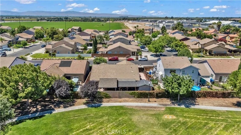 3770 Buenaventura