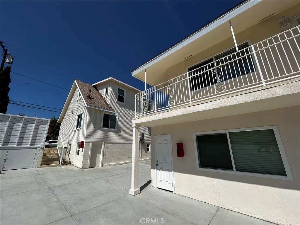 2720 E Wall Street