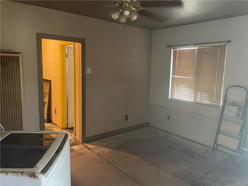 2432 Meadowbrook