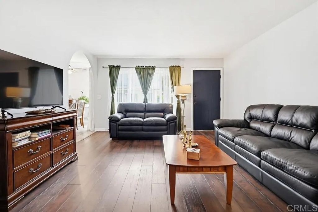Photo of 285 Street #32, Chula Vista, CA 91911 (MLS # PTP2604095)