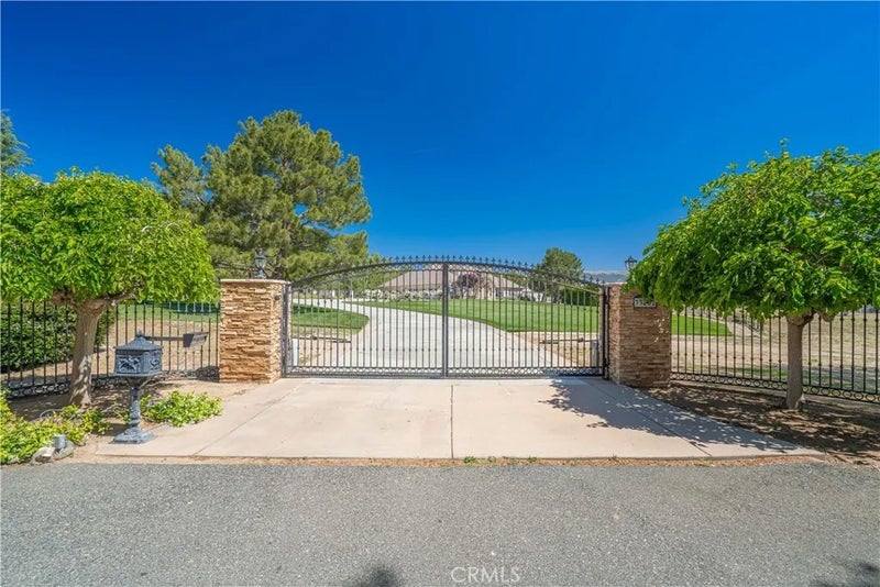 33202 Drill Road