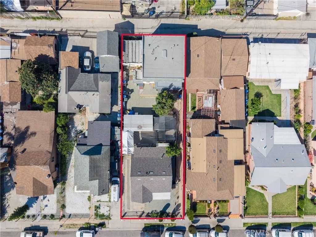 Photo of 811 S Gage Avenue, Los Angeles, CA 90023 (MLS # DW26065187)