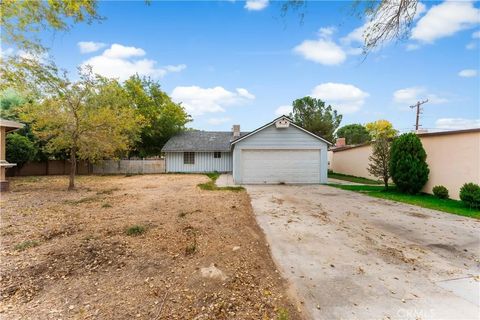 1354 W Jenner Lancaster CA 93534