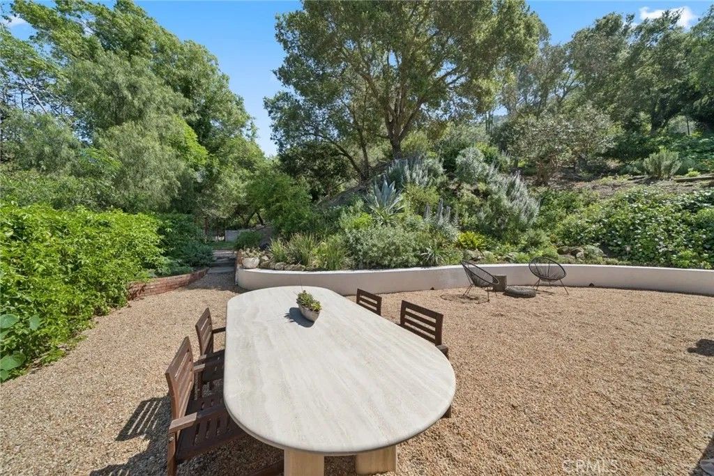 Photo of 1377 Lewellyn Dr, Laguna Beach, CA 92651 (MLS # NP26080503)