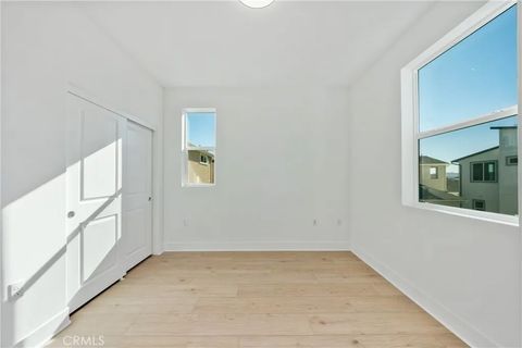 Tiny photo for 322 Proctor, Irvine, CA 92618 (MLS # OC25274981)