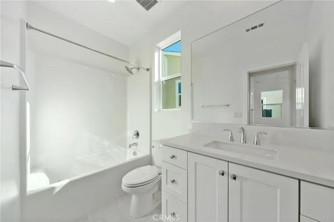 Tiny photo for 322 Proctor, Irvine, CA 92618 (MLS # OC25274981)