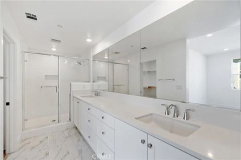 Tiny photo for 322 Proctor, Irvine, CA 92618 (MLS # OC25274981)