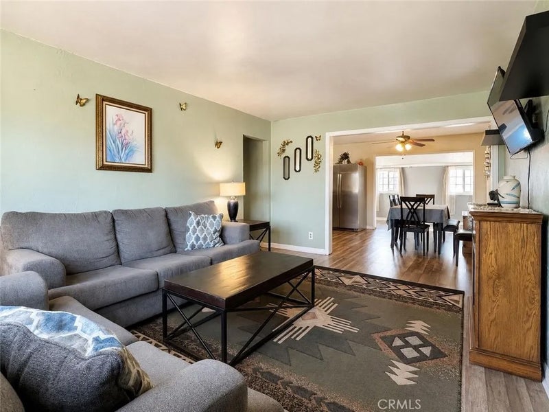 419 E 186th Street