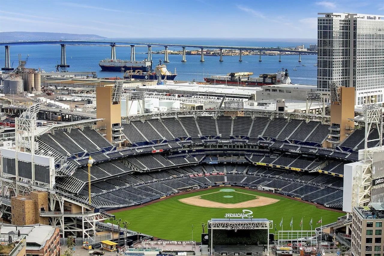 800 The Mark Ln 2803