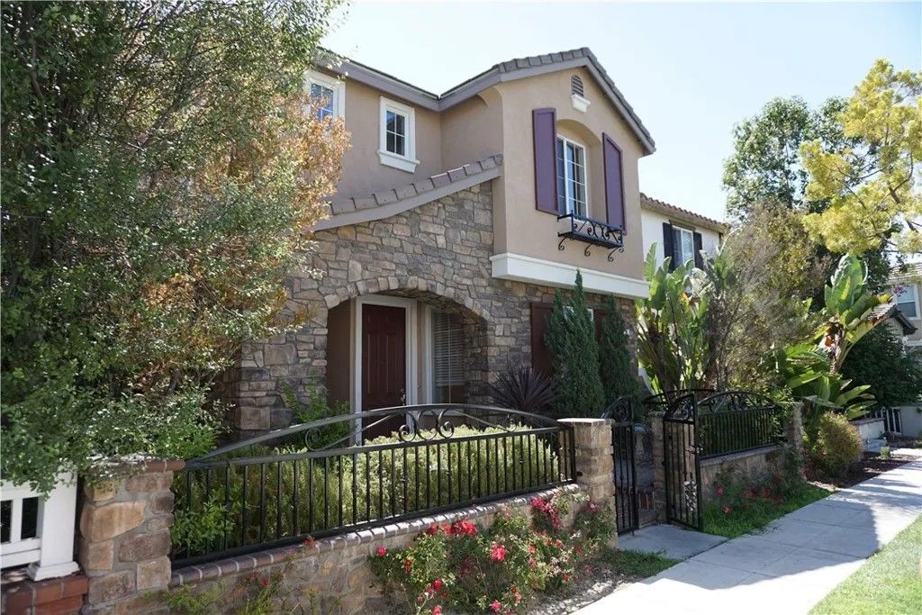 Photo of 8 Stone Turret Court, Ladera Ranch, CA 92694 (MLS # PW25277568)
