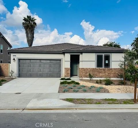 6158 Sequanota Street Jurupa Valley CA 92509