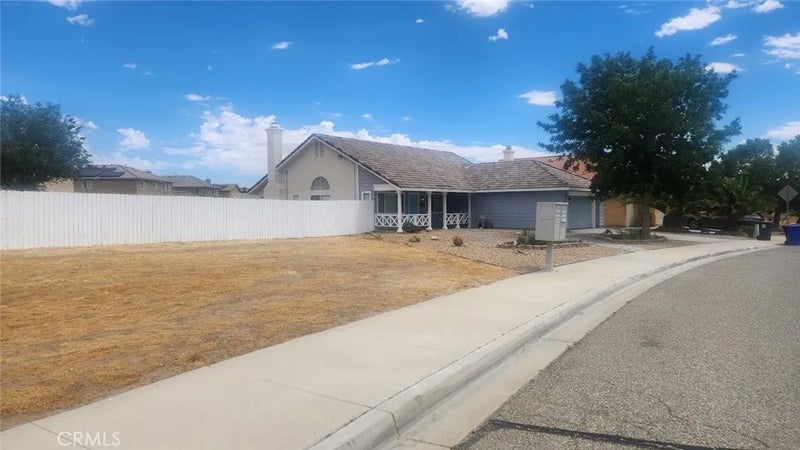 15430 Amber Pointe