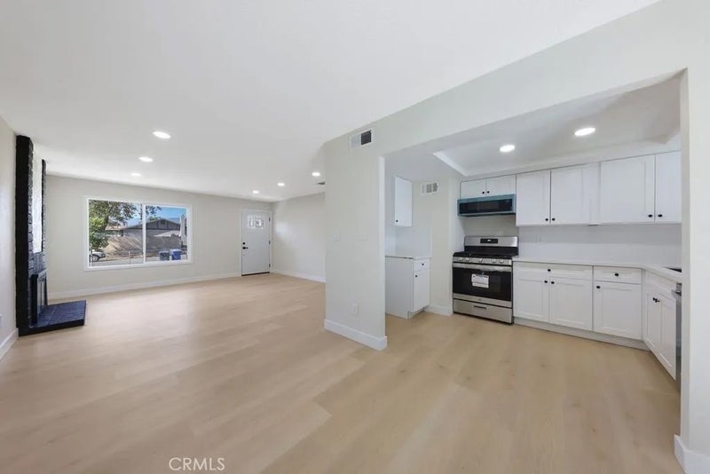17041 Fairfax