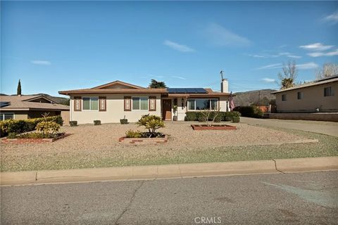 Photo of 34934 Shasta St, Yucaipa, CA 92399 (MLS # IG26029562)