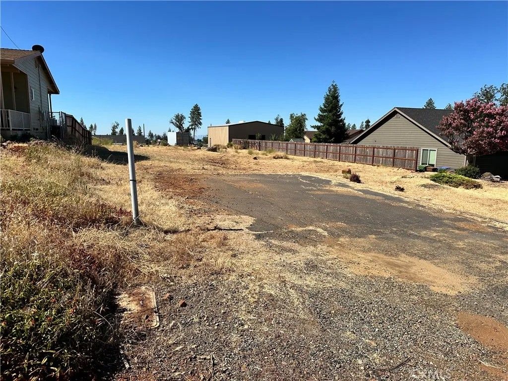 Photo of 640 Sunset Dr, Paradise, CA 95969 (MLS # PA25272438)