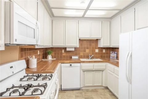 Tiny photo for 39802 Lakeview Drive #32, Big Bear Lake, CA 92315 (MLS # IG25245426)